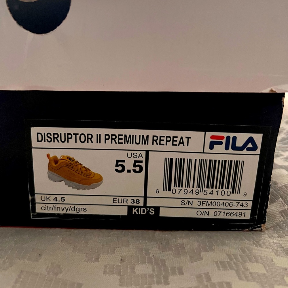 WOMEN'S FILA DISRUPTOR 2 PREMIUM CASUAL SHOES